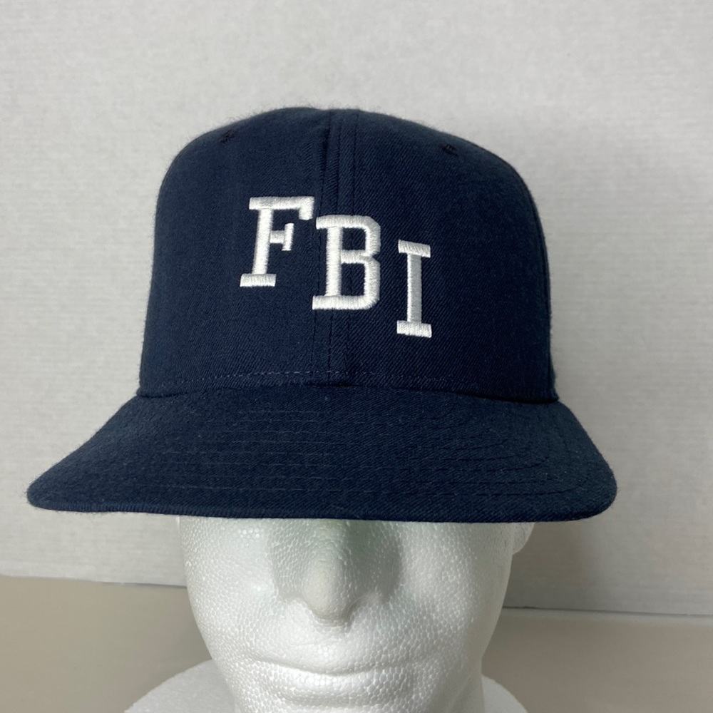 New Era rare vintage wool FBI hat cap Dupont visor pro model MDM-LG made in USA